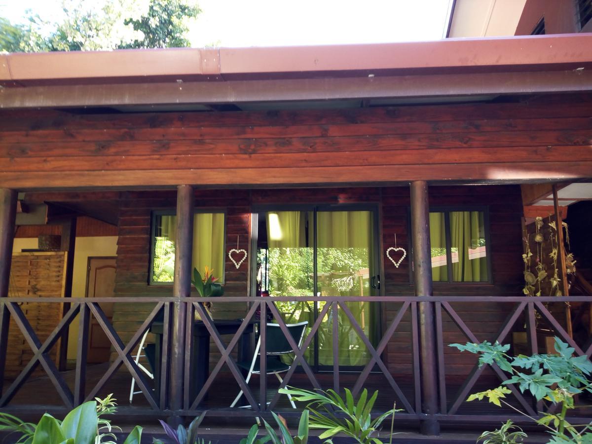 Haere Mai I Te Fare Hotel Teavaro Exterior foto